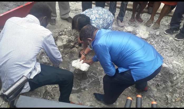 Peletakan Batu Pertama Pembangunan Gereja GPI El-Bethel Maybrat Terlaksana Sukses