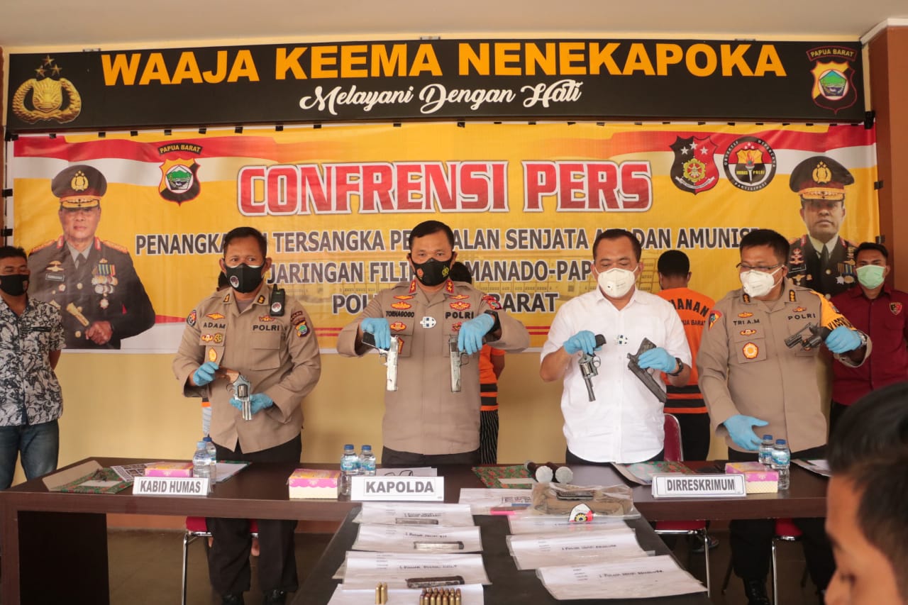 Polda PB Ringkus 3 Tersangka Sindikat Perdagangan Senpi dan Amunisi Jaringan Filipina-Manado-Papua