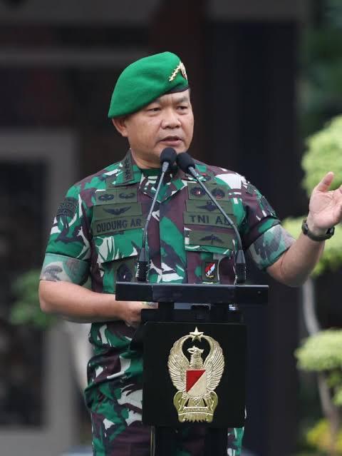GAYA HIDUP:  PKS Puji Ketegasan KASAD Dudung yang Minta Jajarannya Hindari Gaya Hidup Mewah Demi Jaga Marwah Prajurit TNI AD