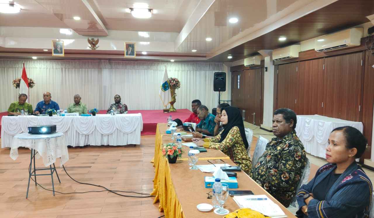 Rapat Bersama Kementerian Terkait, Gubernur Mandacan Lapor Progres Pembentukan Kopdes Merah Putih di Papua Barat
