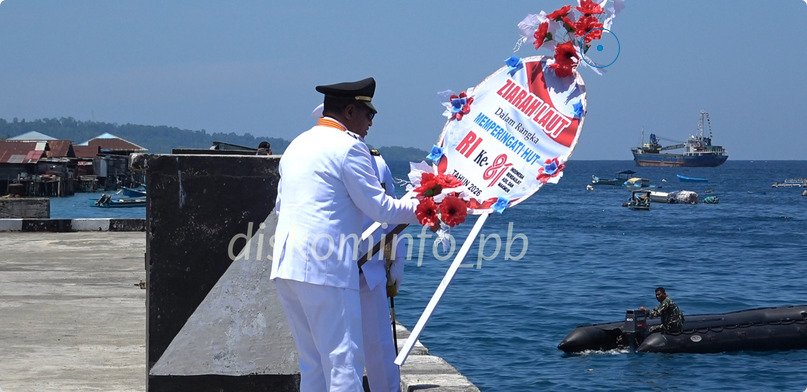 HUT ke-81 RI, Wagub Papua Barat Ikuti Prosesi Ziarah Laut