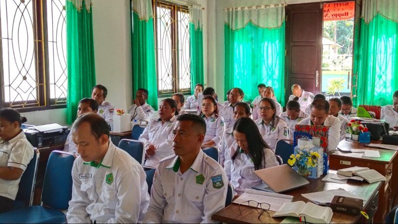 “Tuhan Selalu Pelihara,” Pesan Ibadah Usbuh Kemenag Teluk Wondama