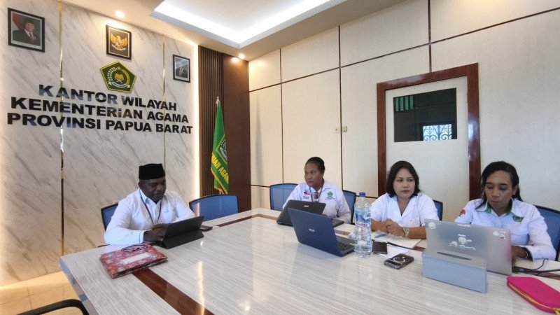 Kemenag Papua Barat Perkuat Peran Penyuluh Agama Kristen Jaga Kerukunan